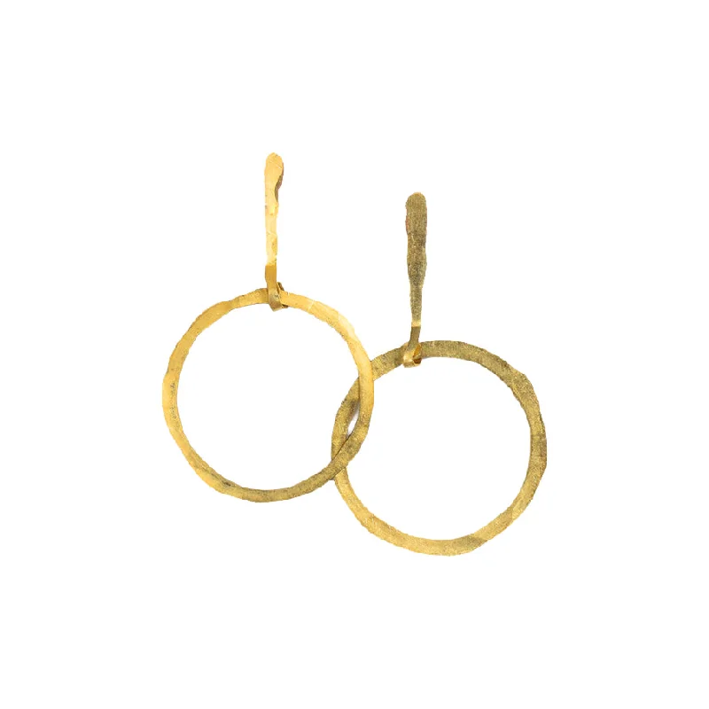 Ladies gold dangle earrings-Che Earrings