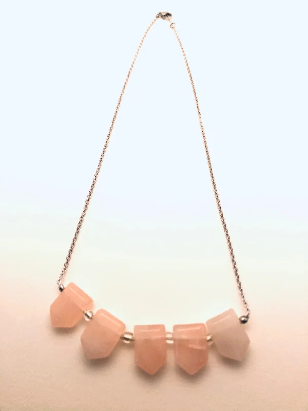 Ladies twisted chain necklaces-Rose Quartz Arrows Necklace