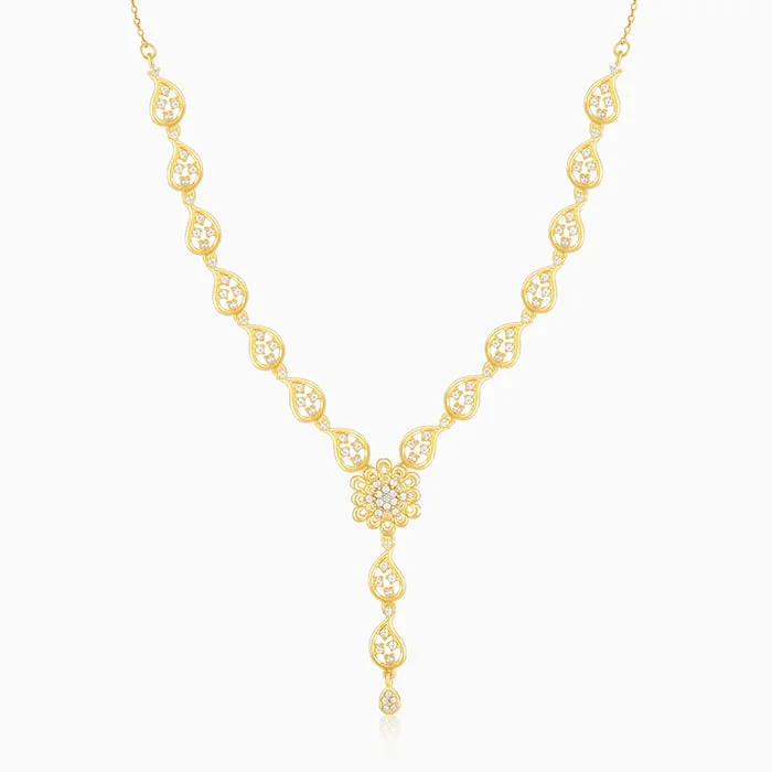 Ladies designer necklaces-Golden Glorious Flower Necklace