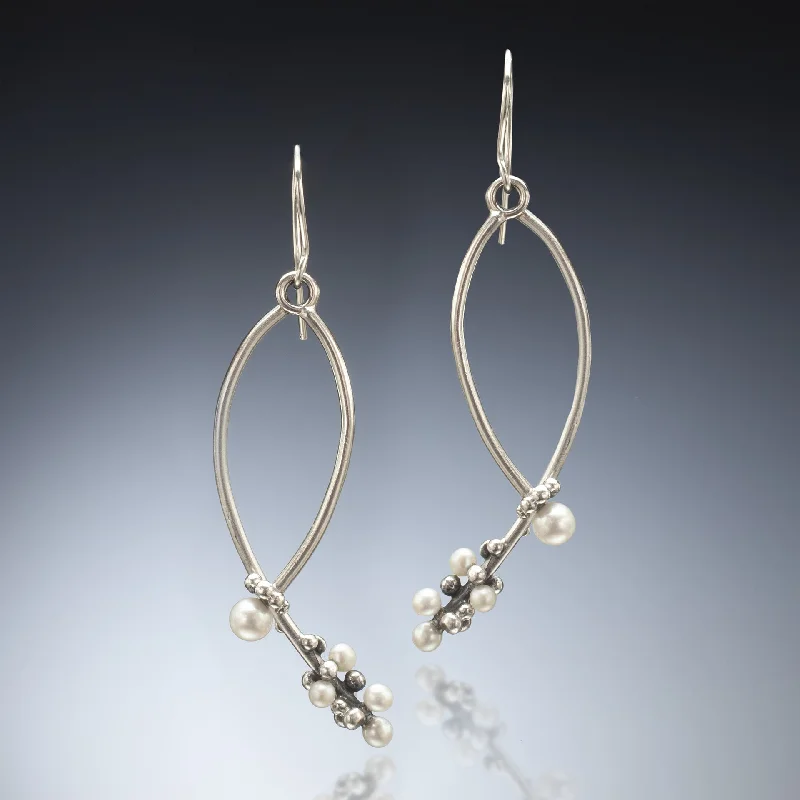 Ladies chandelier earrings-Pearl Bud Earrings