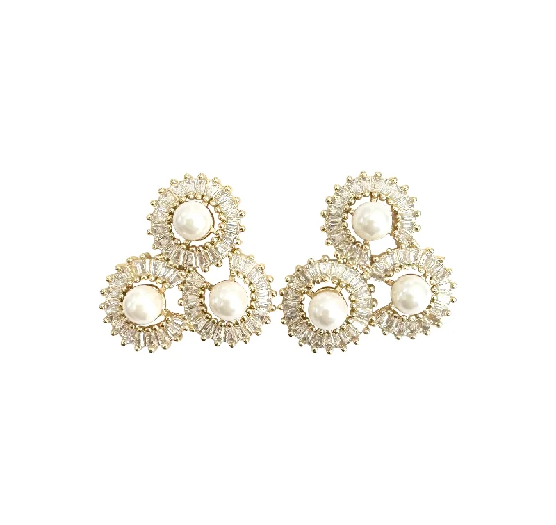 Ladies bold earrings-Pearl Cluster Earring