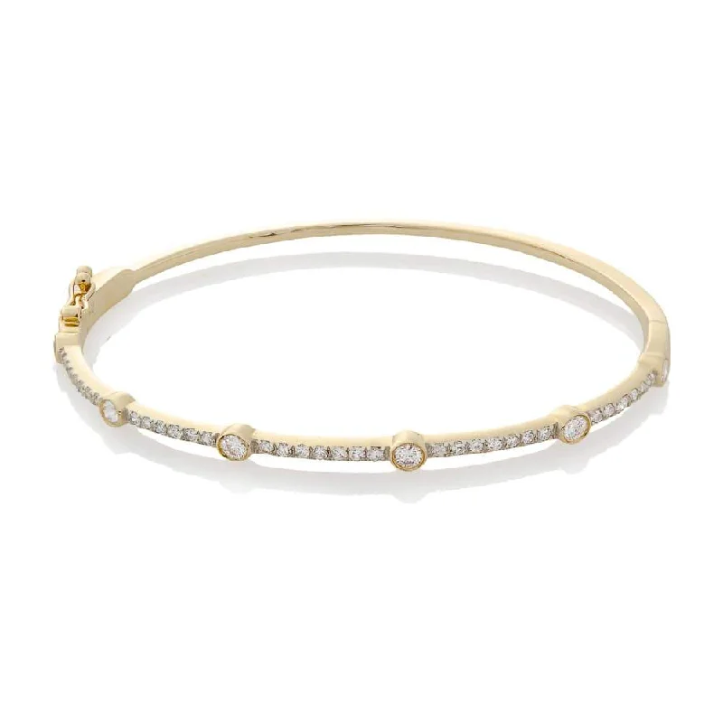 PURE DIAMOND BANGLE, GOLD