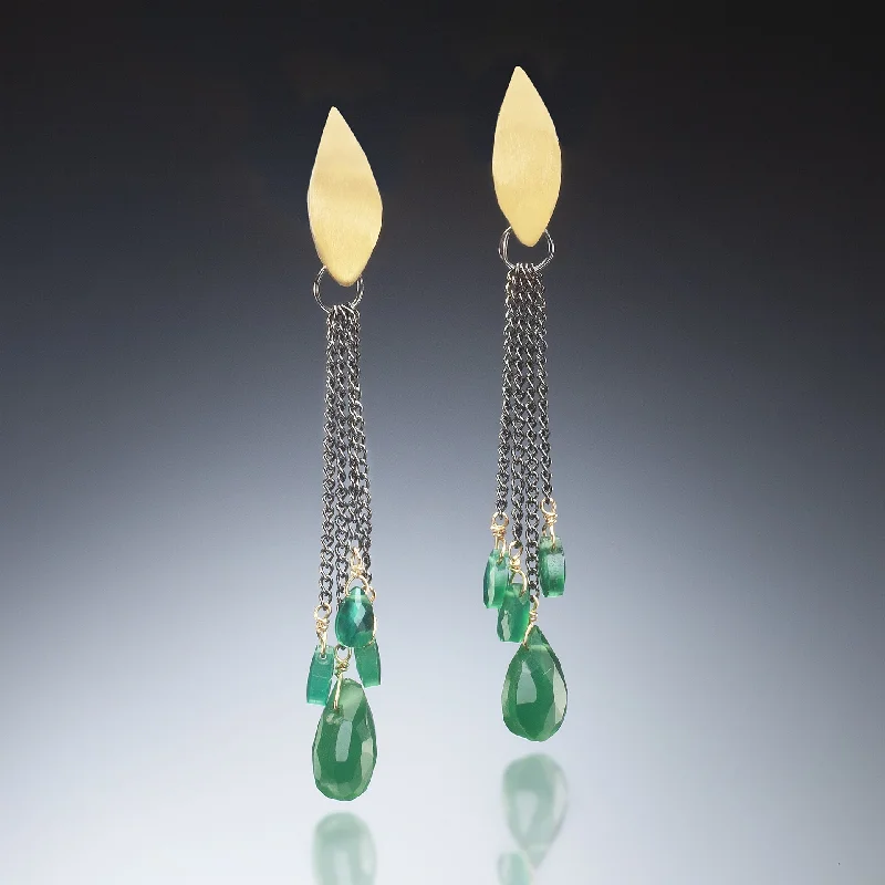 Ladies art deco earrings-Gold Earrings with Green Drops