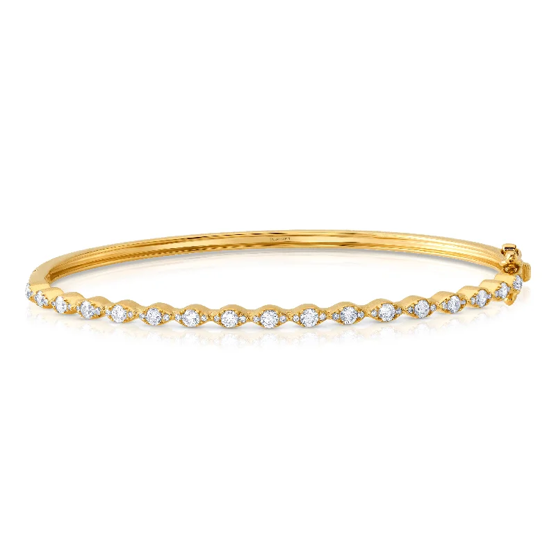 Exquisite pave diamond bangle, 14kt gold