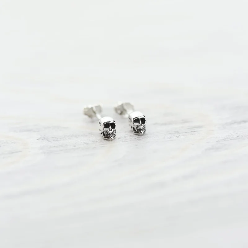 Ladies minimalist earrings-Skull Impermanence Earrings