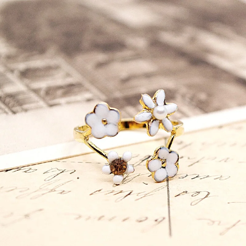 Ladies designer rings-White  Flower and Pearl Golden Ring by Eric et Lydie