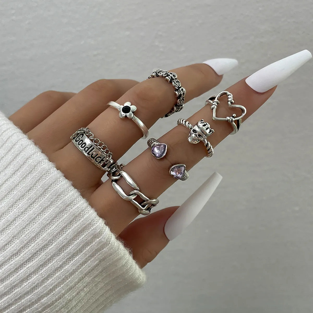 Ladies modern rings-Hip-Hop Heart Shape Rose Skull Alloy Inlay Rhinestone Rings