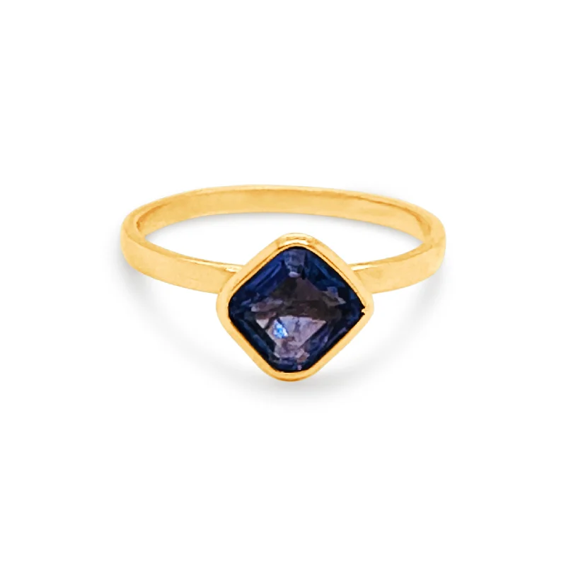 Ladies unique engagement rings-Tanzanite Square Ring In 18K Yellow Gold