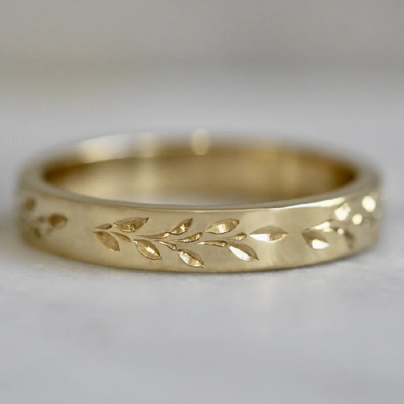 Ladies vintage diamond rings-Golden Grove Vine Engraved Band