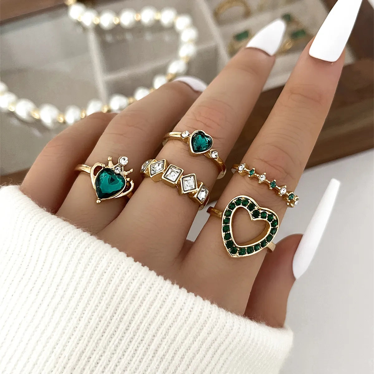 Ladies fashion statement rings-Elegant Lady Geometric Heart Shape Artificial Rhinestones Alloy Wholesale Rings