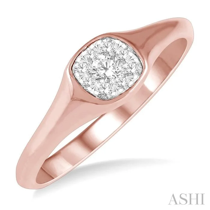 Ladies delicate gold rings-CUSHION SHAPE LOVEBRIGHT ESSENTIAL DIAMOND SIGNET RING