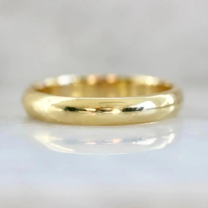 Ladies engraved rings-4mm Gold Band