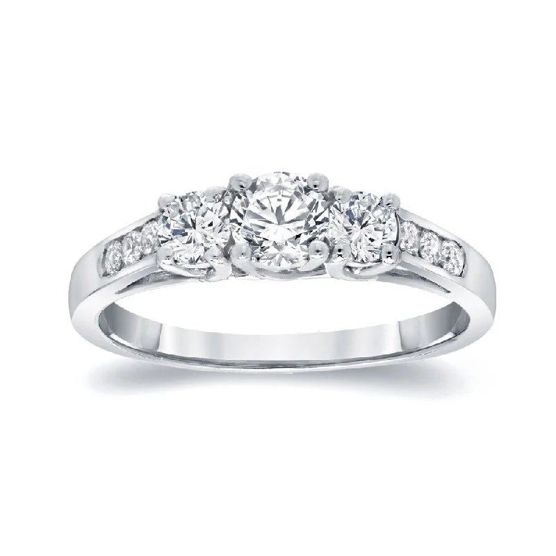 Ladies radiant cut engagement rings-Auriya Platinum 1ctw Round 3-Stone Diamond Engagement Ring