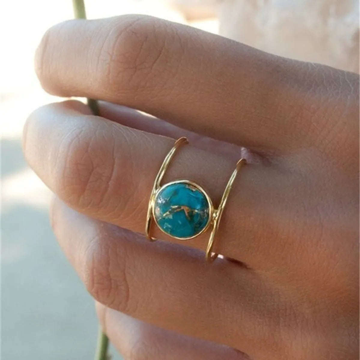 Ladies customized rings-Retro Round Alloy Inlay Turquoise Women'S Rings