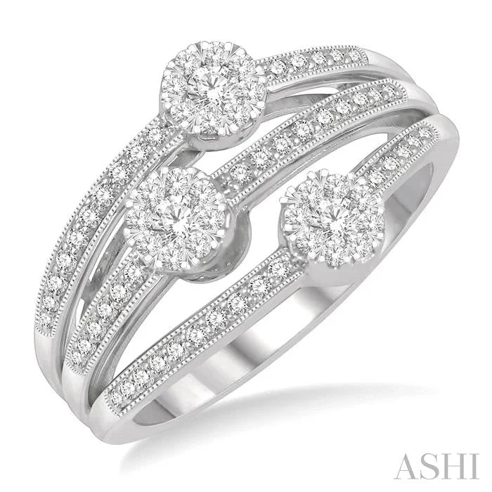 Ladies braided rings-ROUND SHAPE LOVEBRIGHT DIAMOND FASHION RING