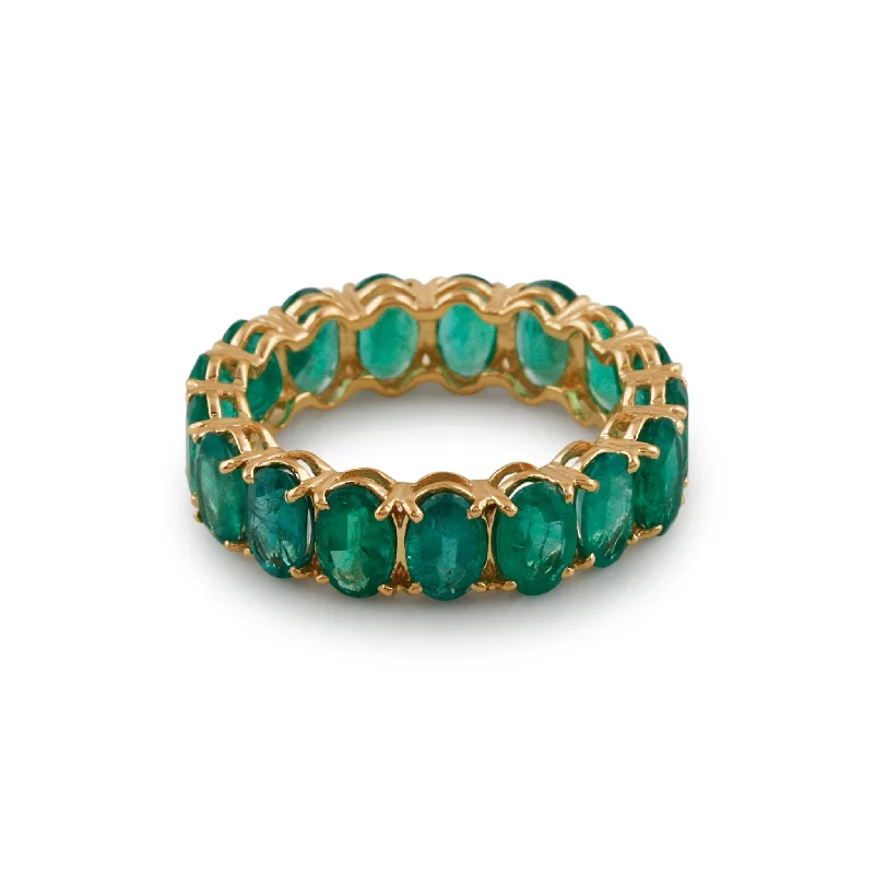 Ladies square rings-Emerald Oval Ring In 18K Yellow Gold