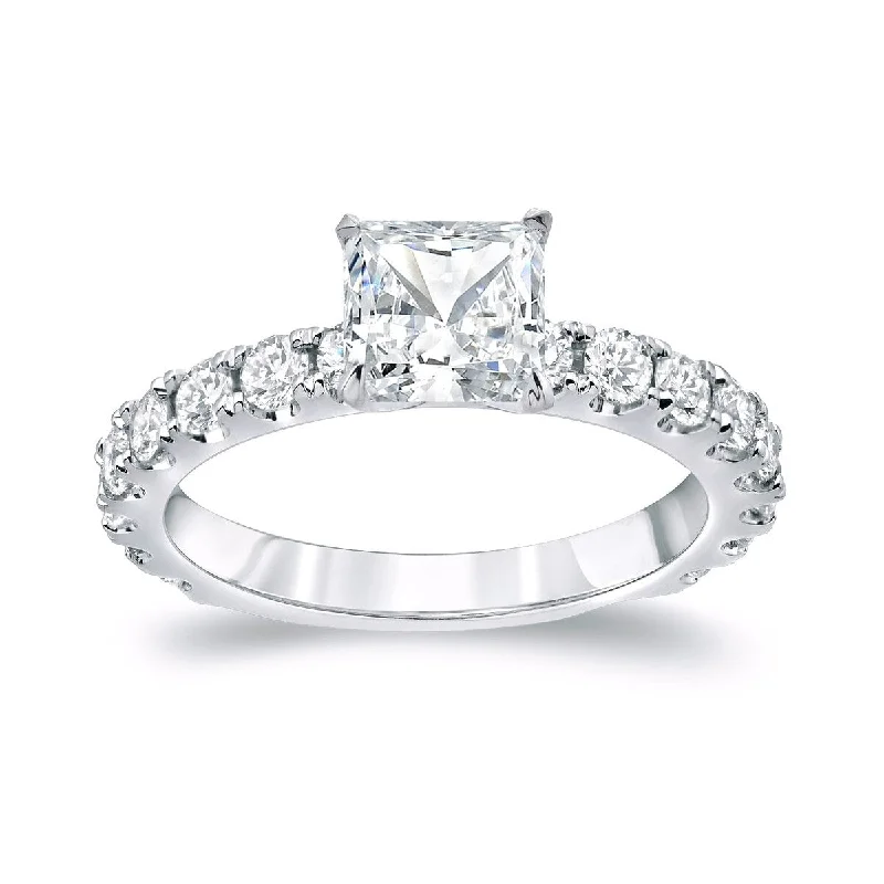 Ladies princess cut solitaire engagement rings-Auriya Platinum 2ctw Classic Princess-cut Diamond Engagement Ring Certified