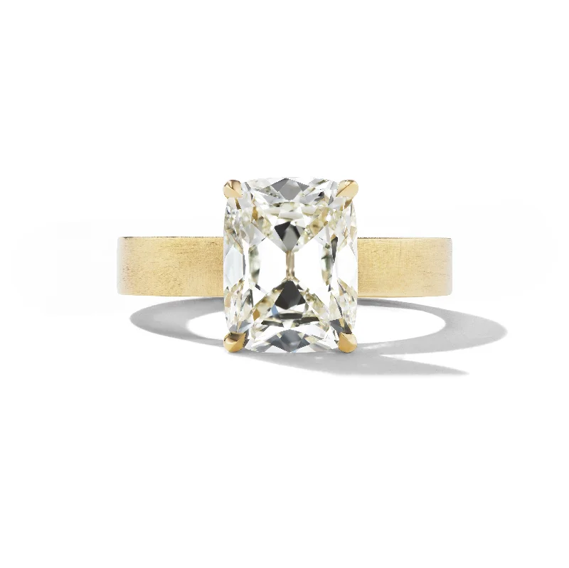 Ladies gold rings with diamonds-SELENE 3.01 RING