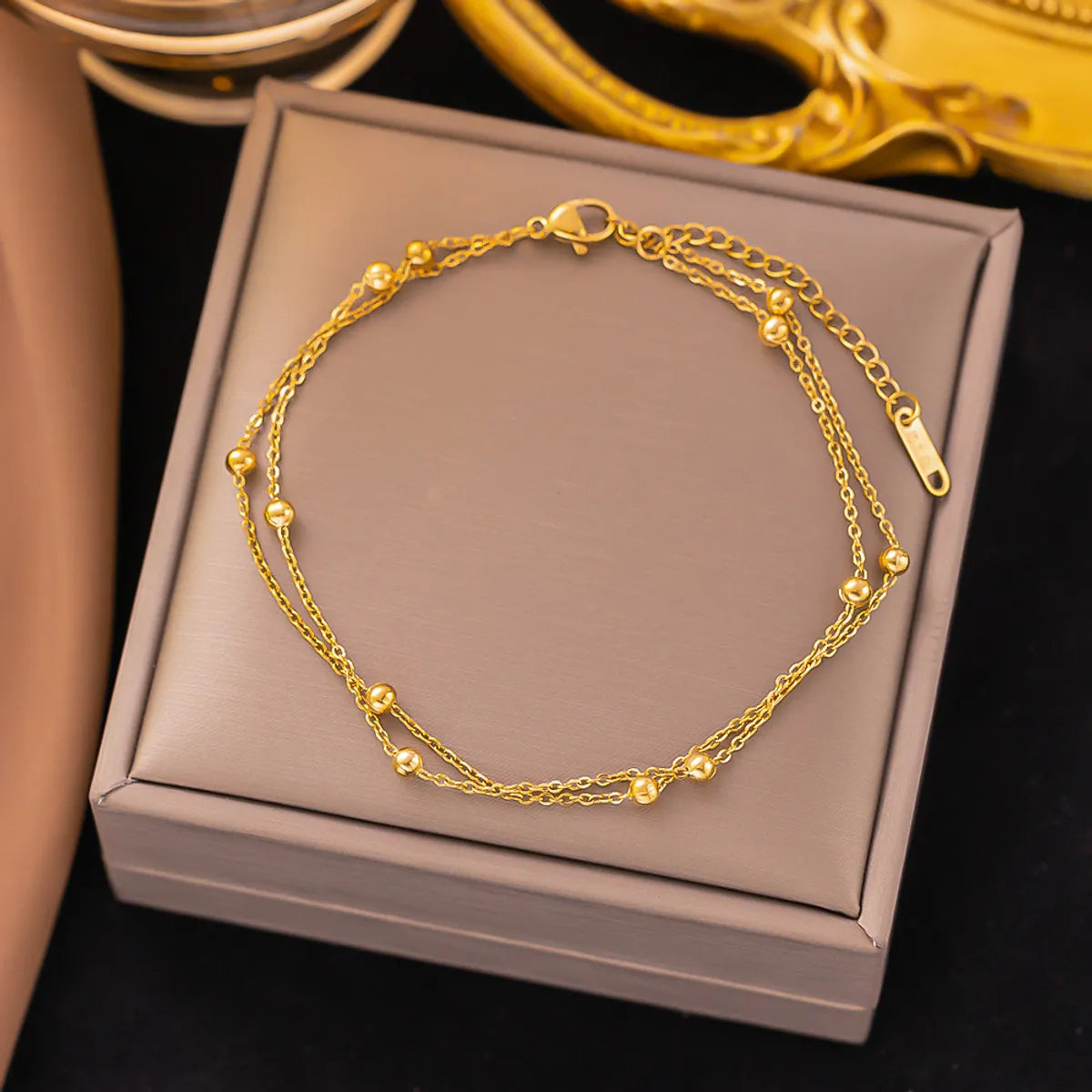 Ladies fashion bracelets-304 Stainless Steel 18K Gold Plated Vacation Simple Style Solid Color Bracelets Anklet