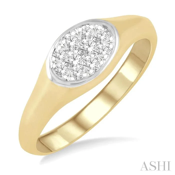 Ladies boho style rings-OVAL SHAPE EAST-WEST LOVEBRIGHT ESSENTIAL DIAMOND SIGNET RING